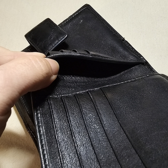 Authentic Gucci Black Leather Micrologo Bi-Fold Wallet Bow Snap Cash Vintage - Picture 10 of 12